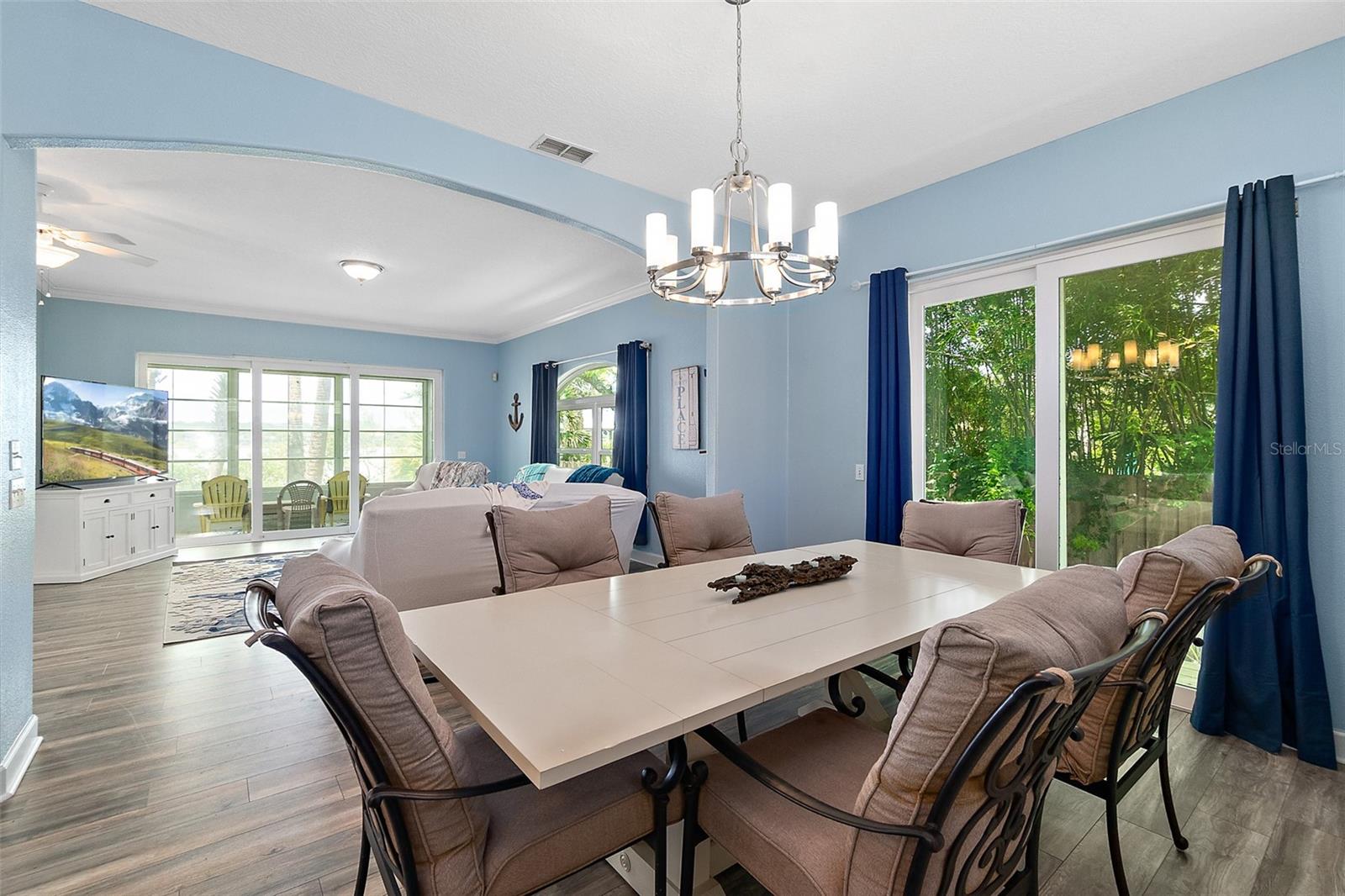 SUNRISE BEACH - Residential