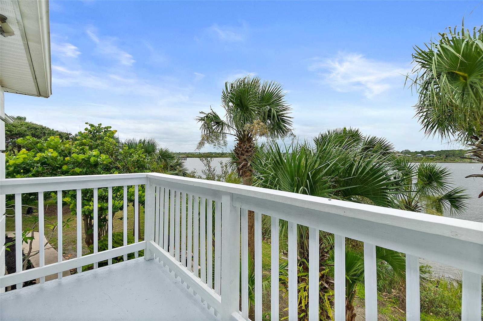 SUNRISE BEACH - Residential