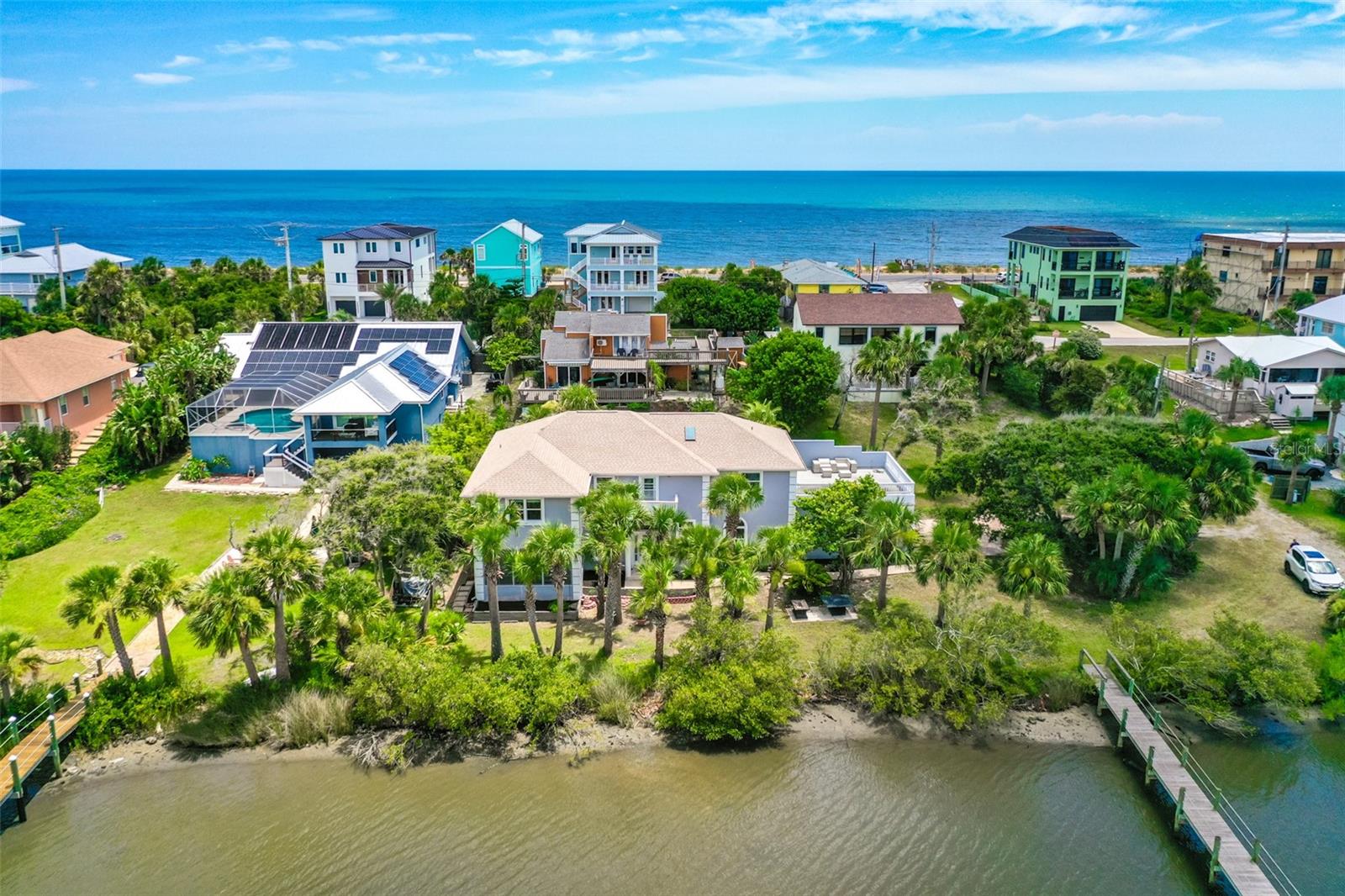 SUNRISE BEACH - Residential