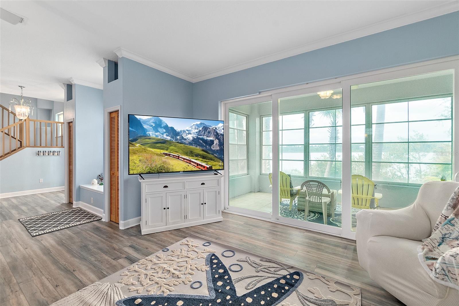SUNRISE BEACH - Residential