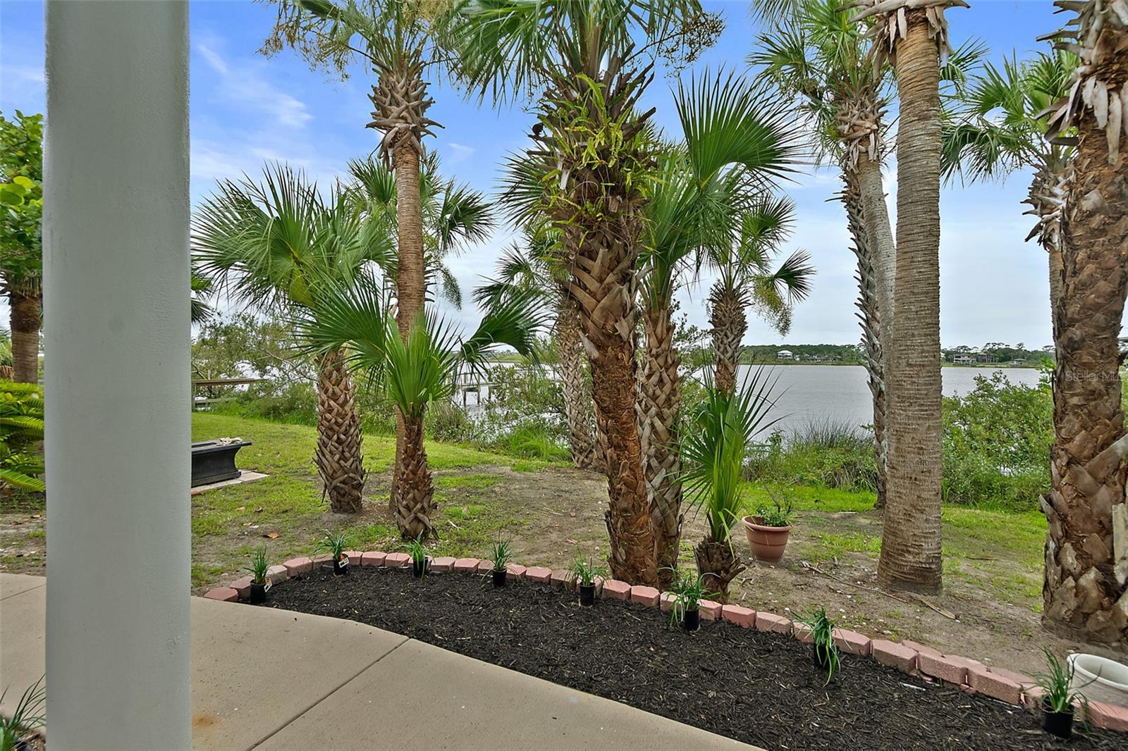 SUNRISE BEACH - Residential