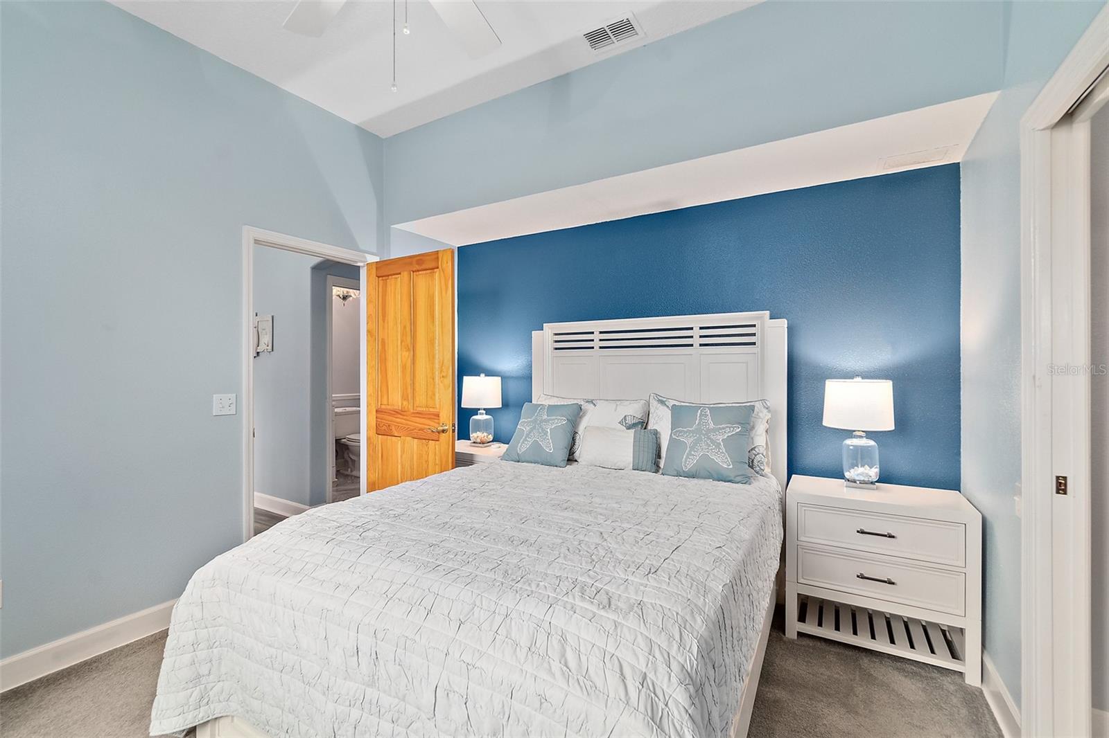 SUNRISE BEACH - Residential