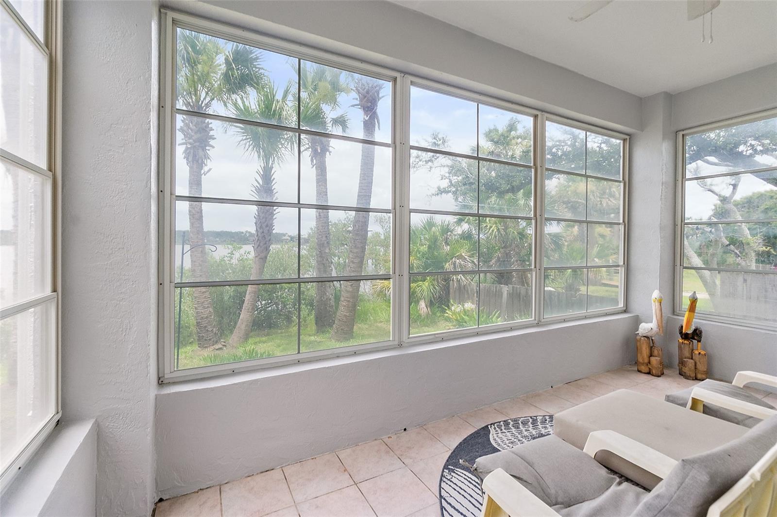 SUNRISE BEACH - Residential