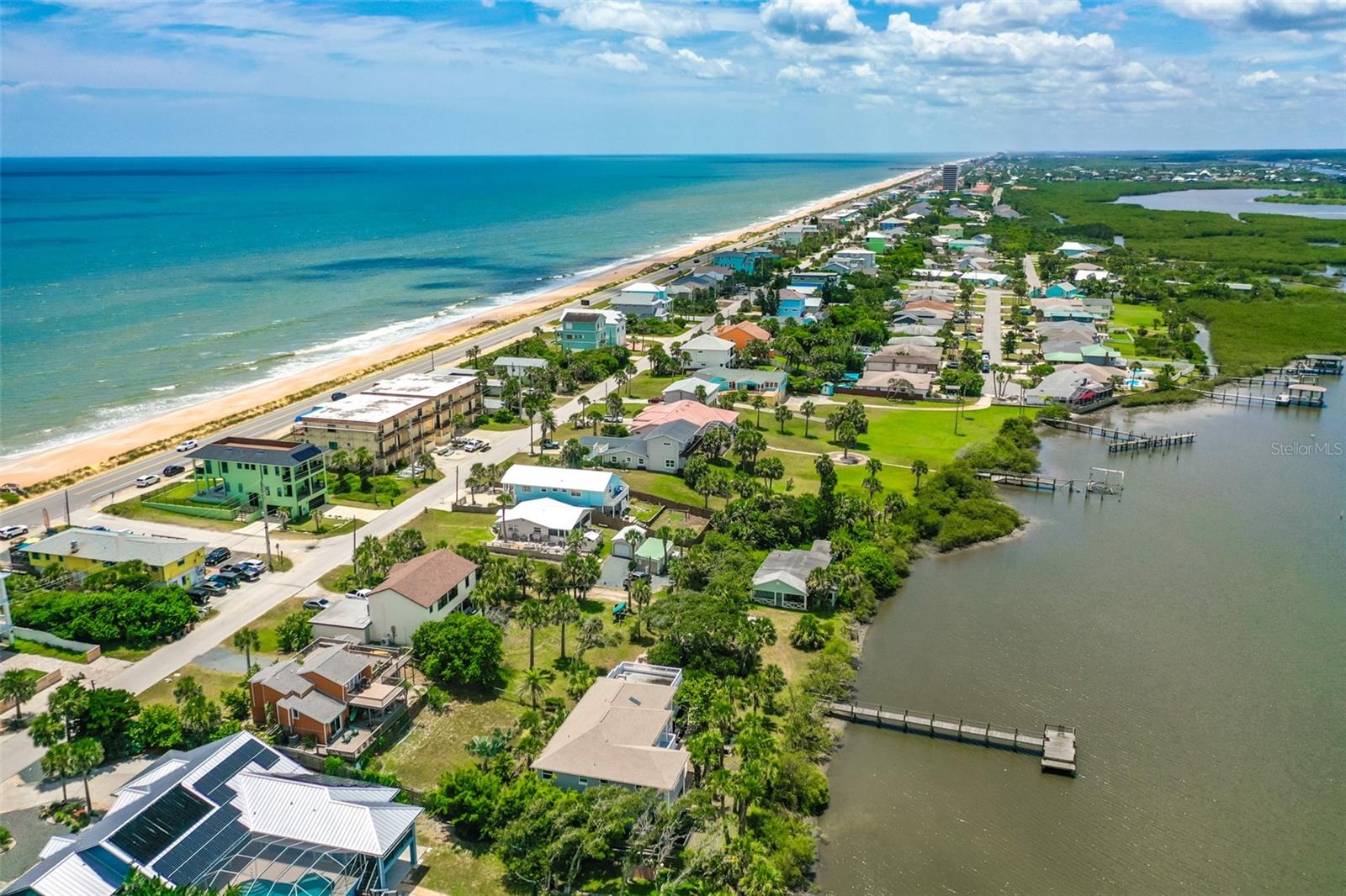 SUNRISE BEACH - Residential
