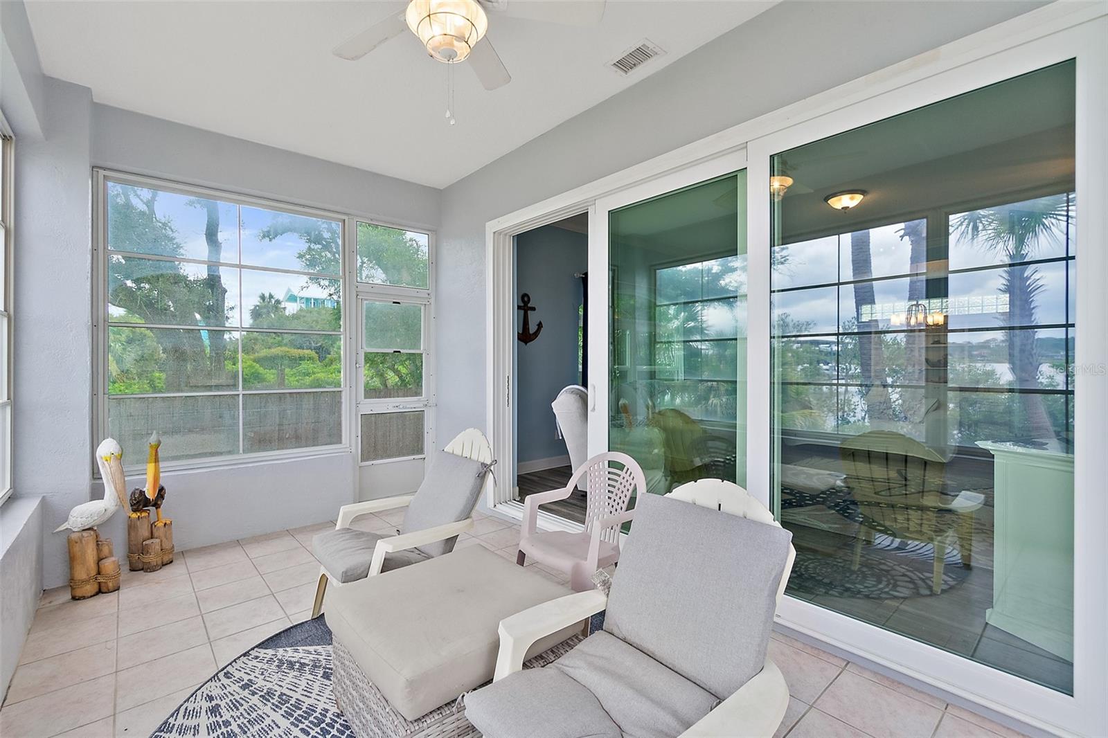 SUNRISE BEACH - Residential
