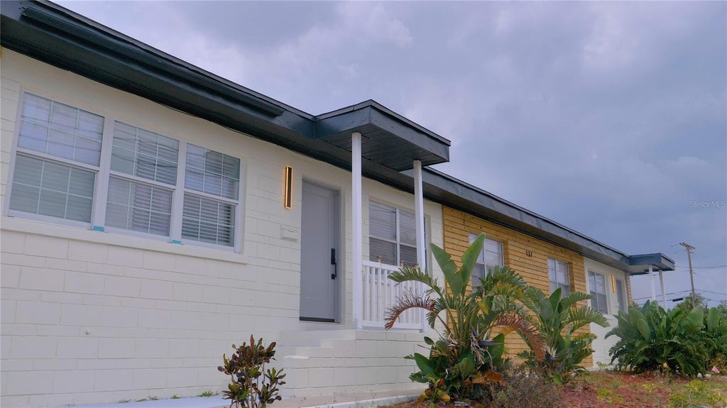 Photo of 137 N Hollywood Avenue, Daytona Beach, FL 32118 (MLS # O6436287)