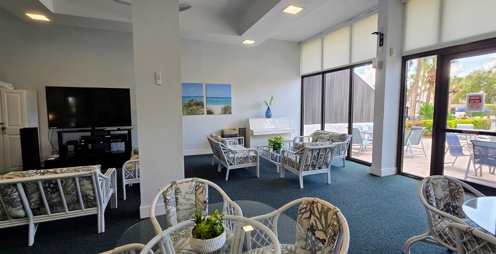 HARBOR TOWERS Y & R - Residential