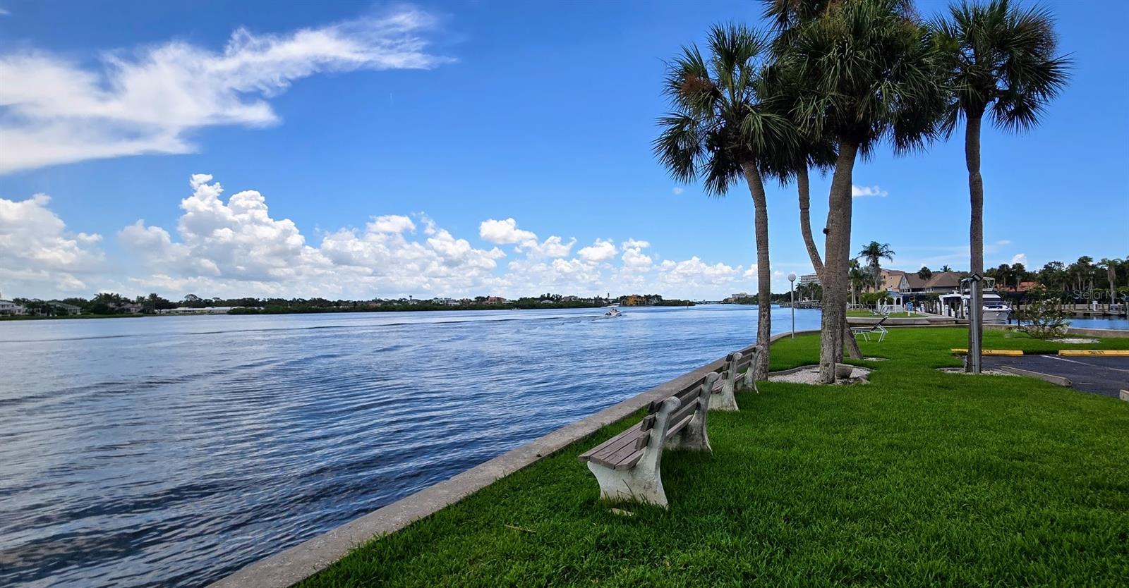 HARBOR TOWERS Y & R - Residential