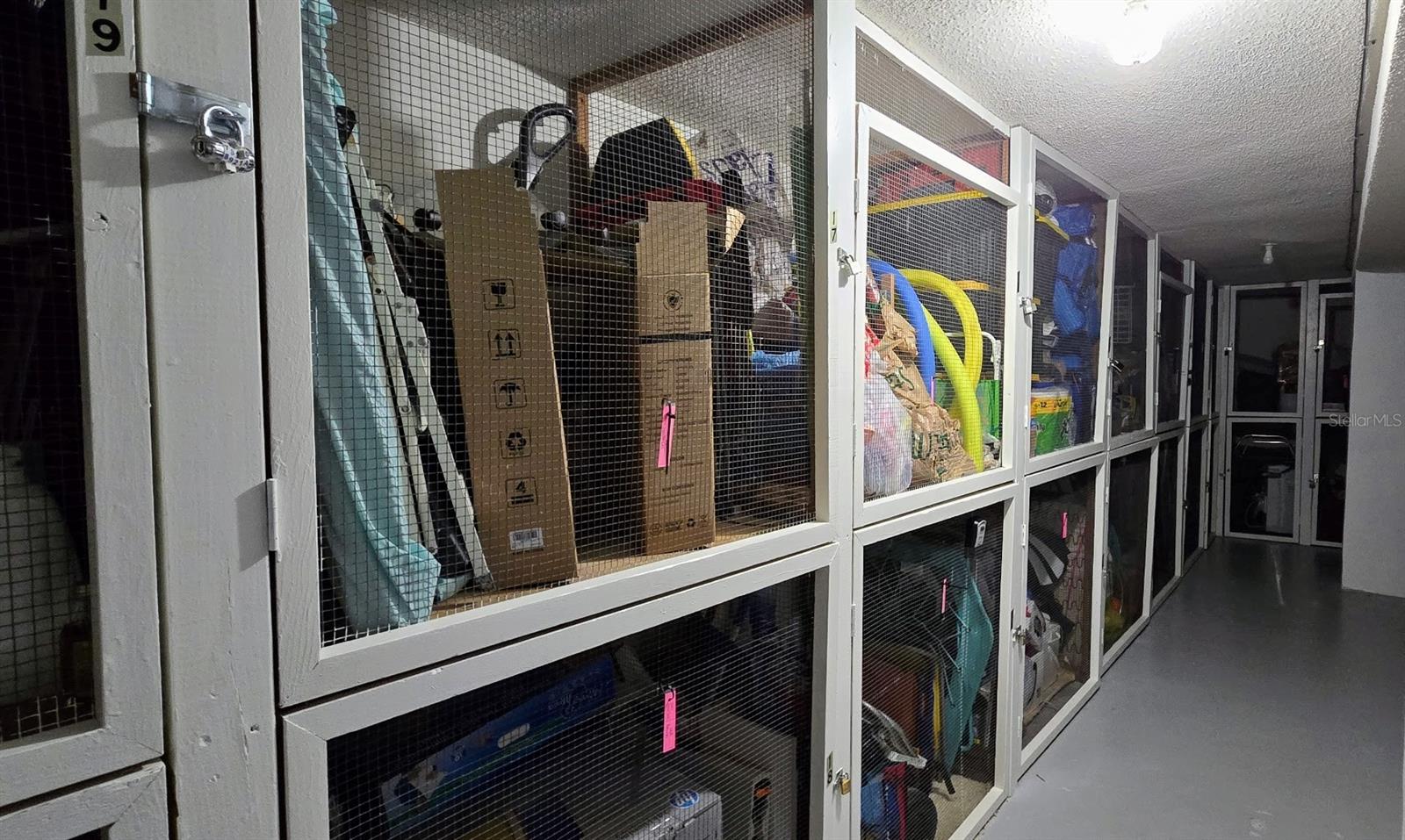 HARBOR TOWERS Y & R - Residential