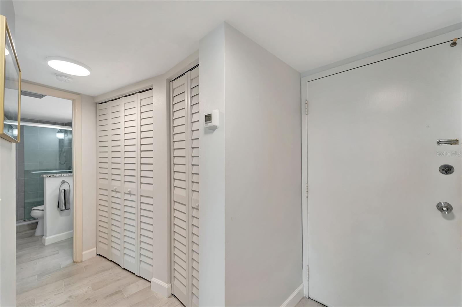 HARBOR TOWERS Y & R - Residential