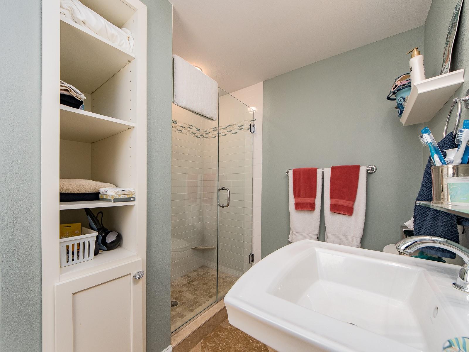 ISLAND ESTATES OF CLEARWATER UNIT 7B - Residential