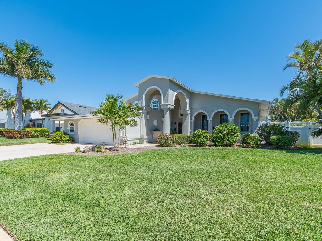 Photo of 707 Snug Island, Clearwater Beach, FL 33767 (MLS # TB8489063)