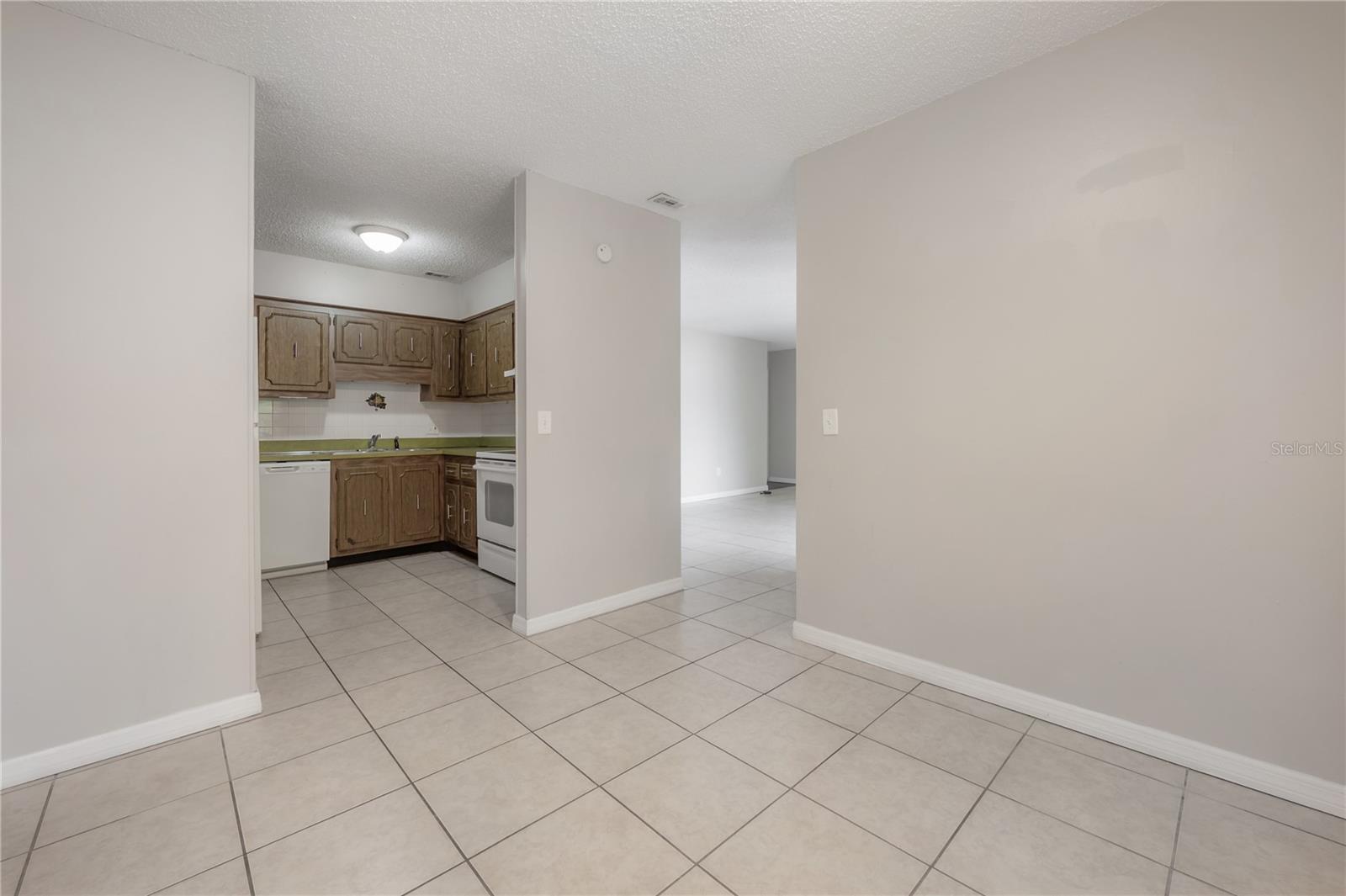 CORTEZ OF CARROLLWOOD A CONDOM - Residential