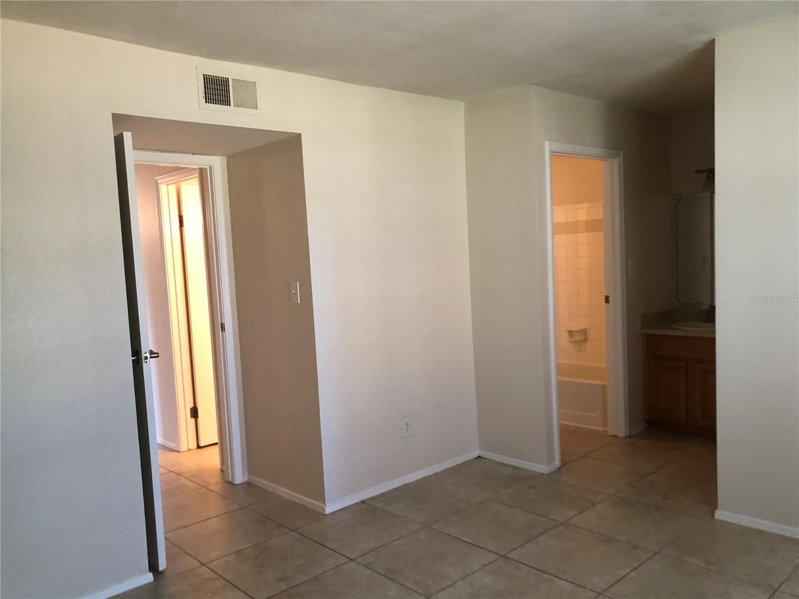 ENCLAVE AT ST PETERSBURG - Residential