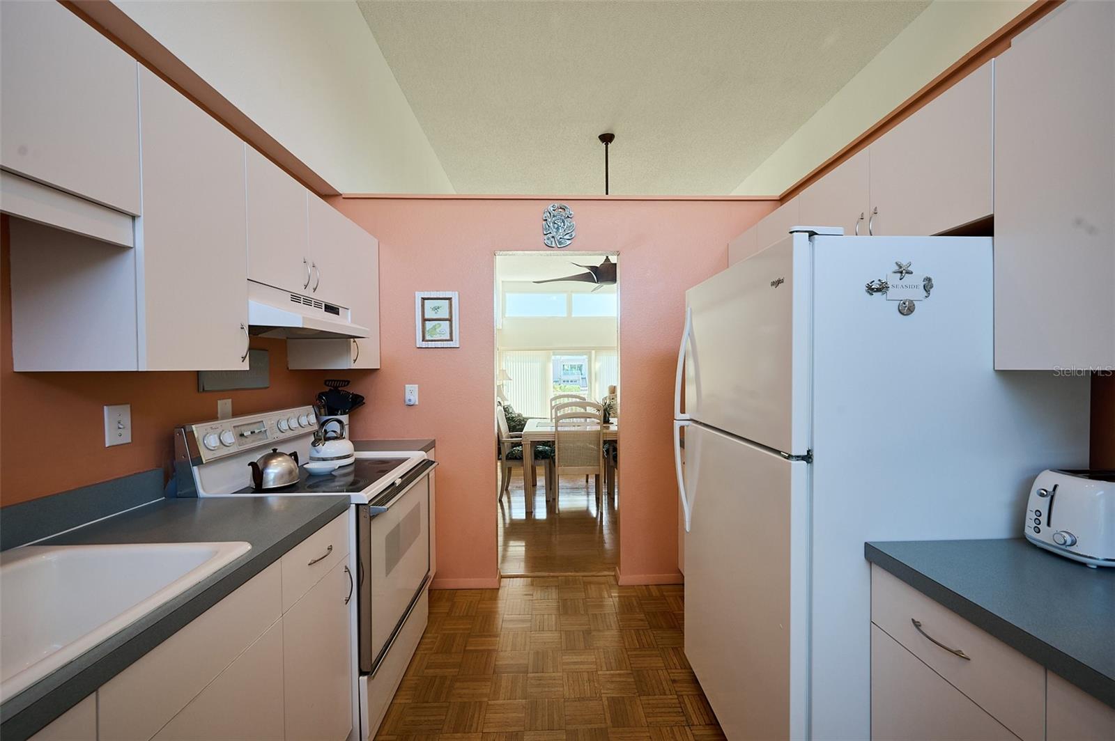 3803 E BAY DRIVE 9, HOLMES BEACH, FL, 34217 4 3803 E BAY DRIVE 9