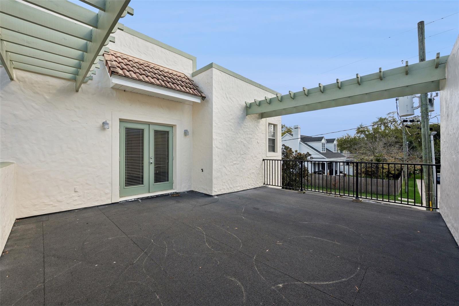 GOLFVIEW VILLAS - Residential