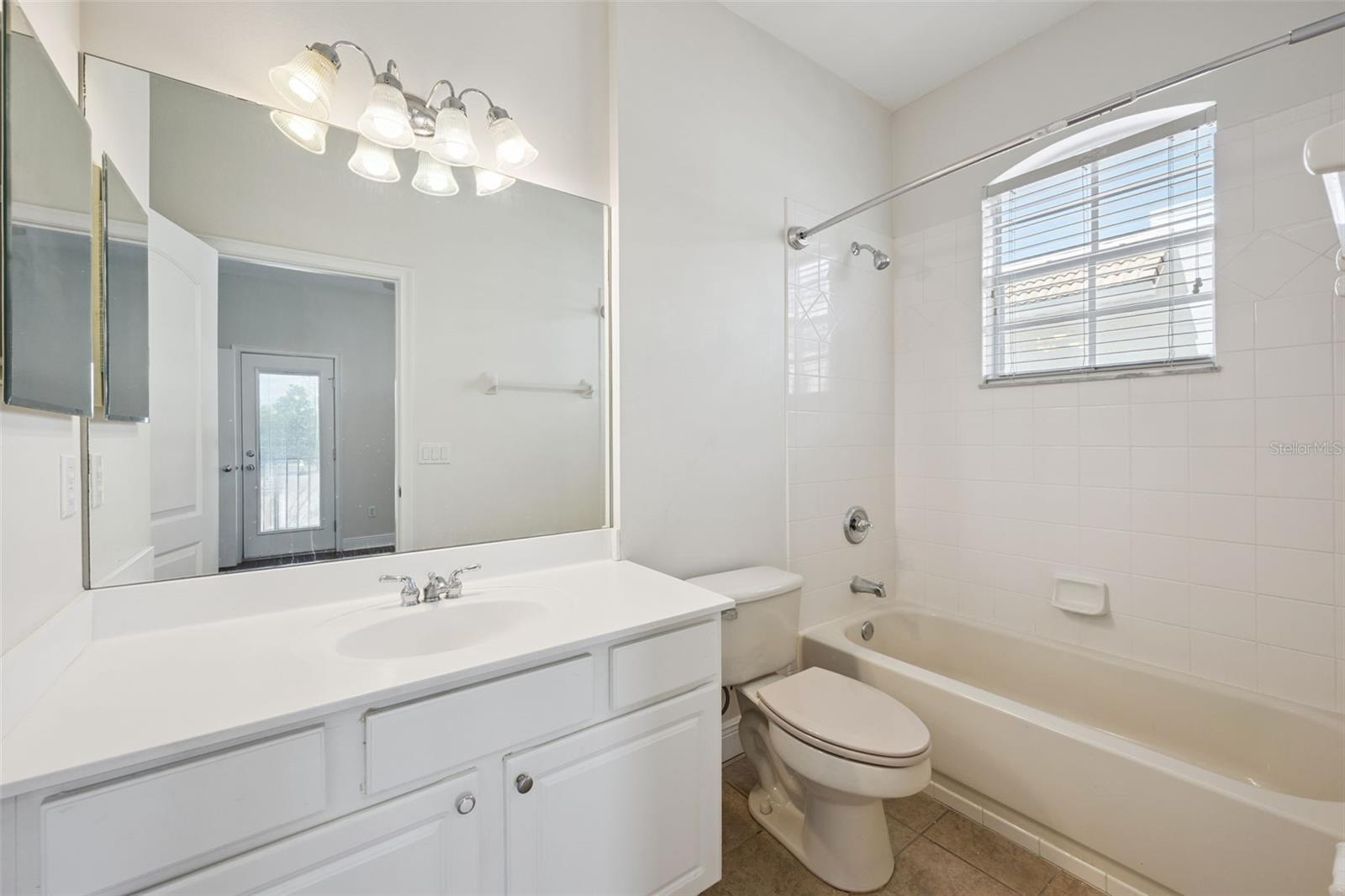 GOLFVIEW VILLAS - Residential