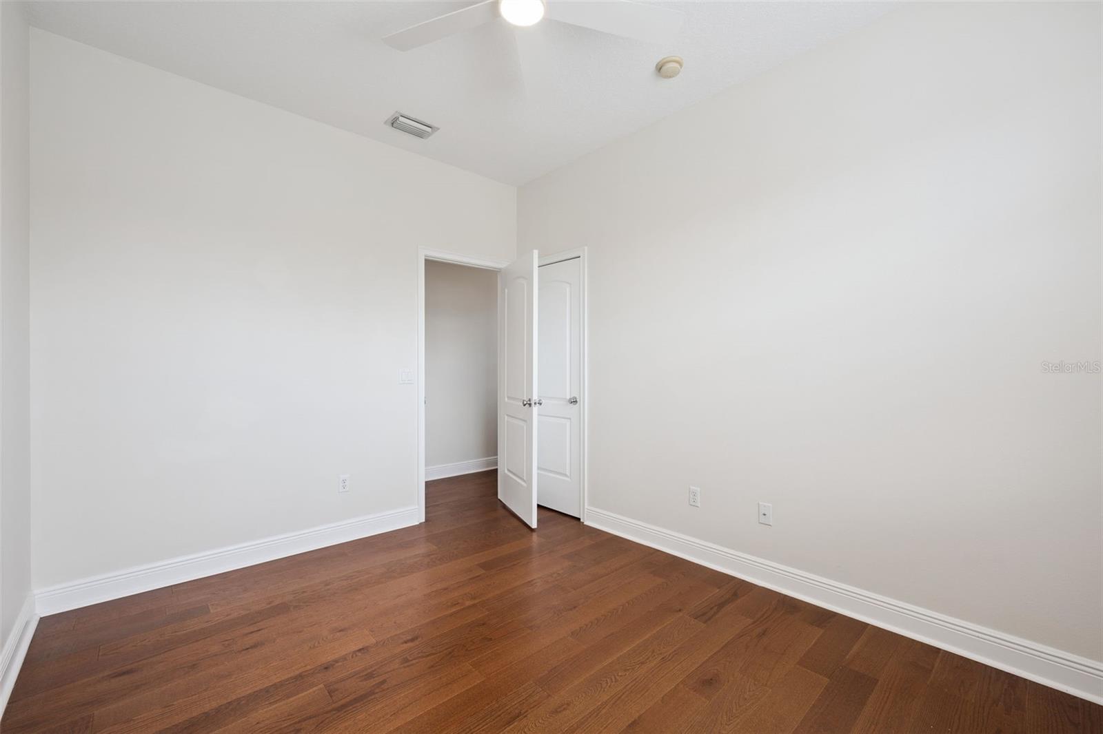 GOLFVIEW VILLAS - Residential