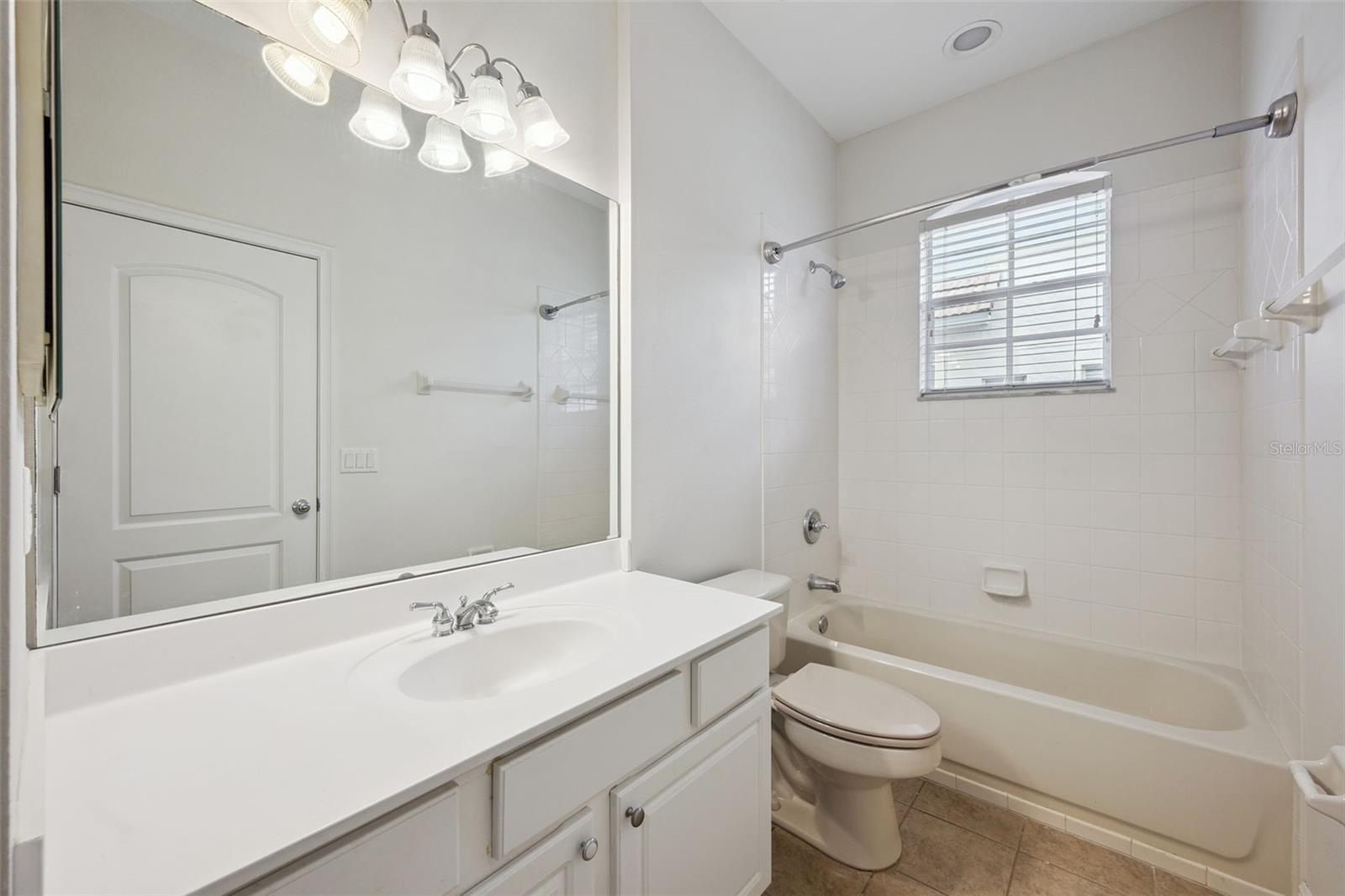 GOLFVIEW VILLAS - Residential