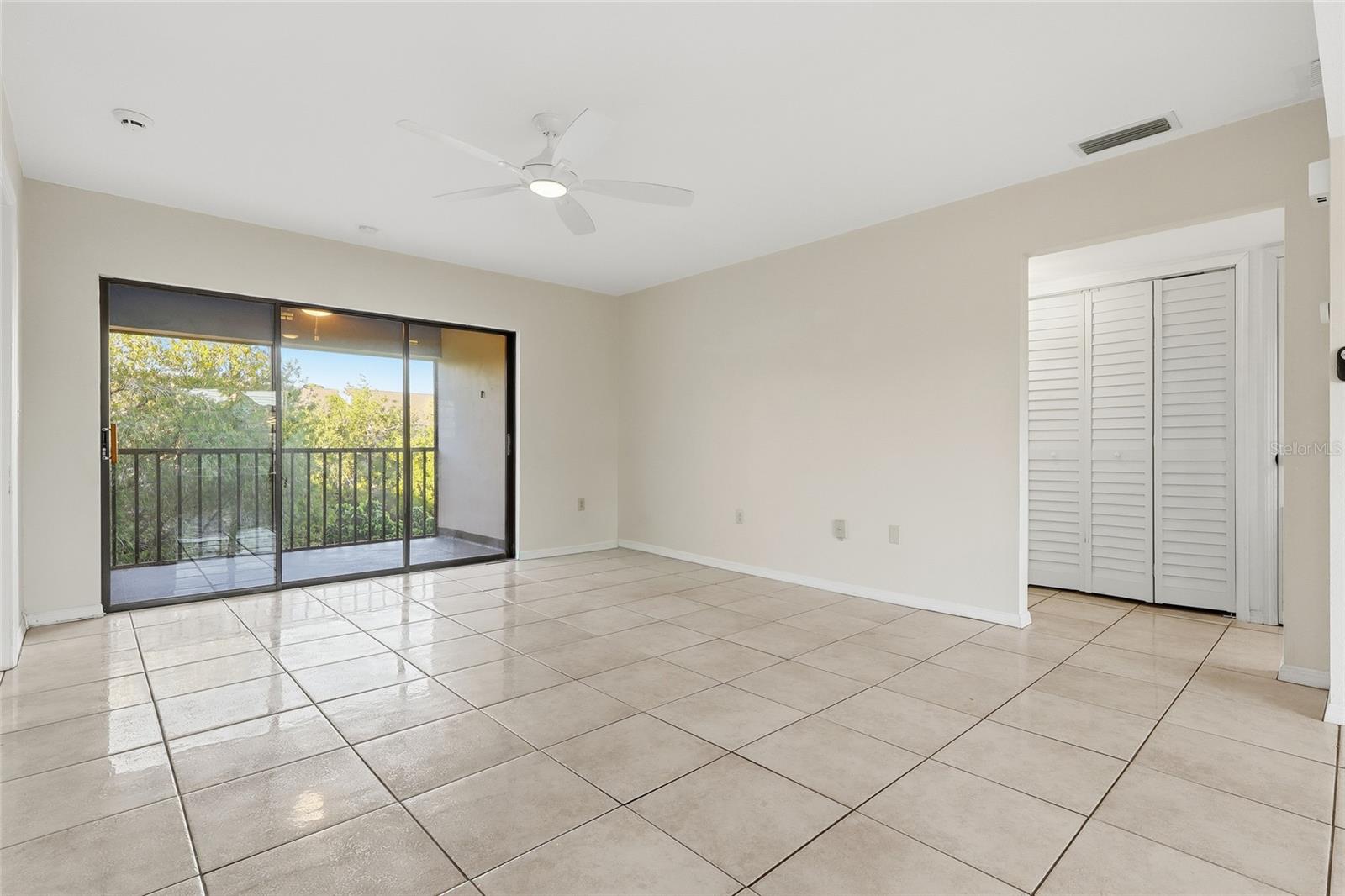 BORDEAUX VILLAGE - Residential