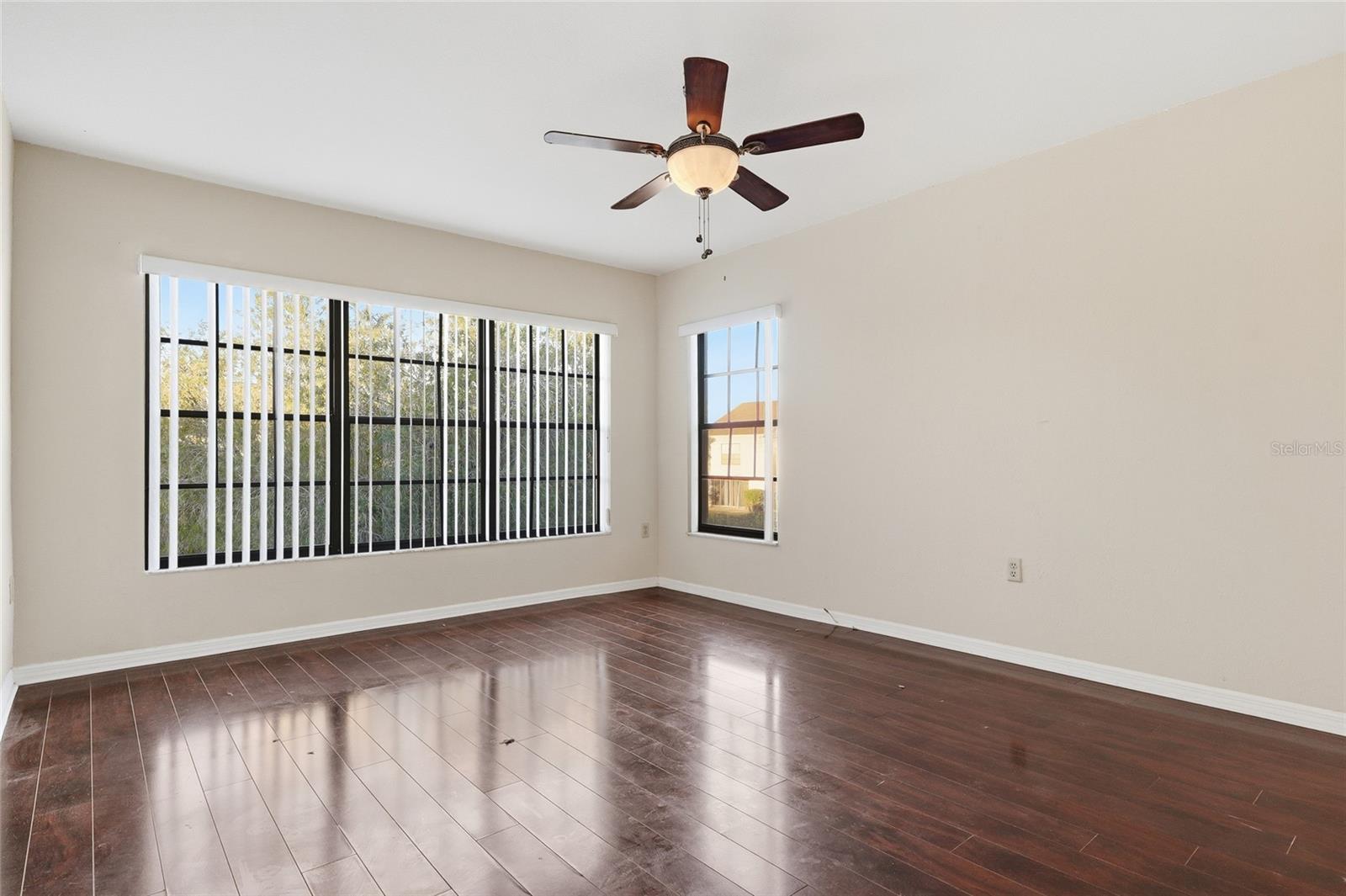 BORDEAUX VILLAGE - Residential