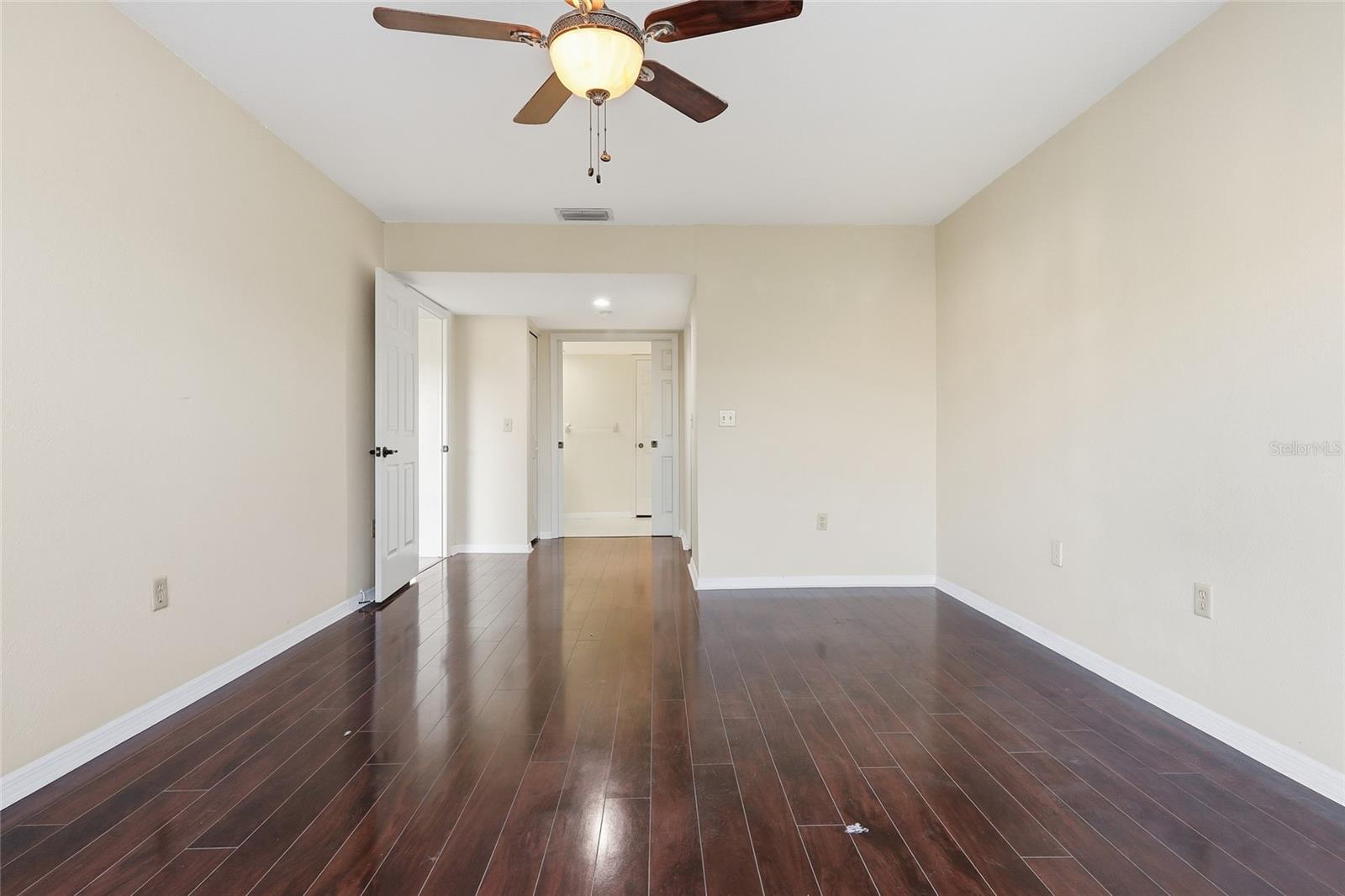 BORDEAUX VILLAGE - Residential