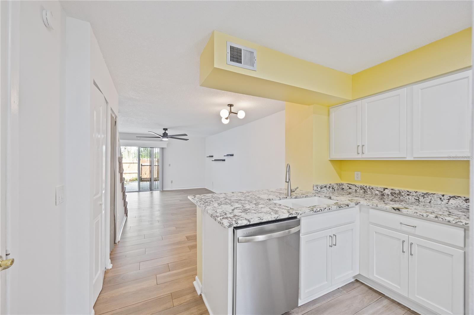 VICTORIA TERRACE - Residential