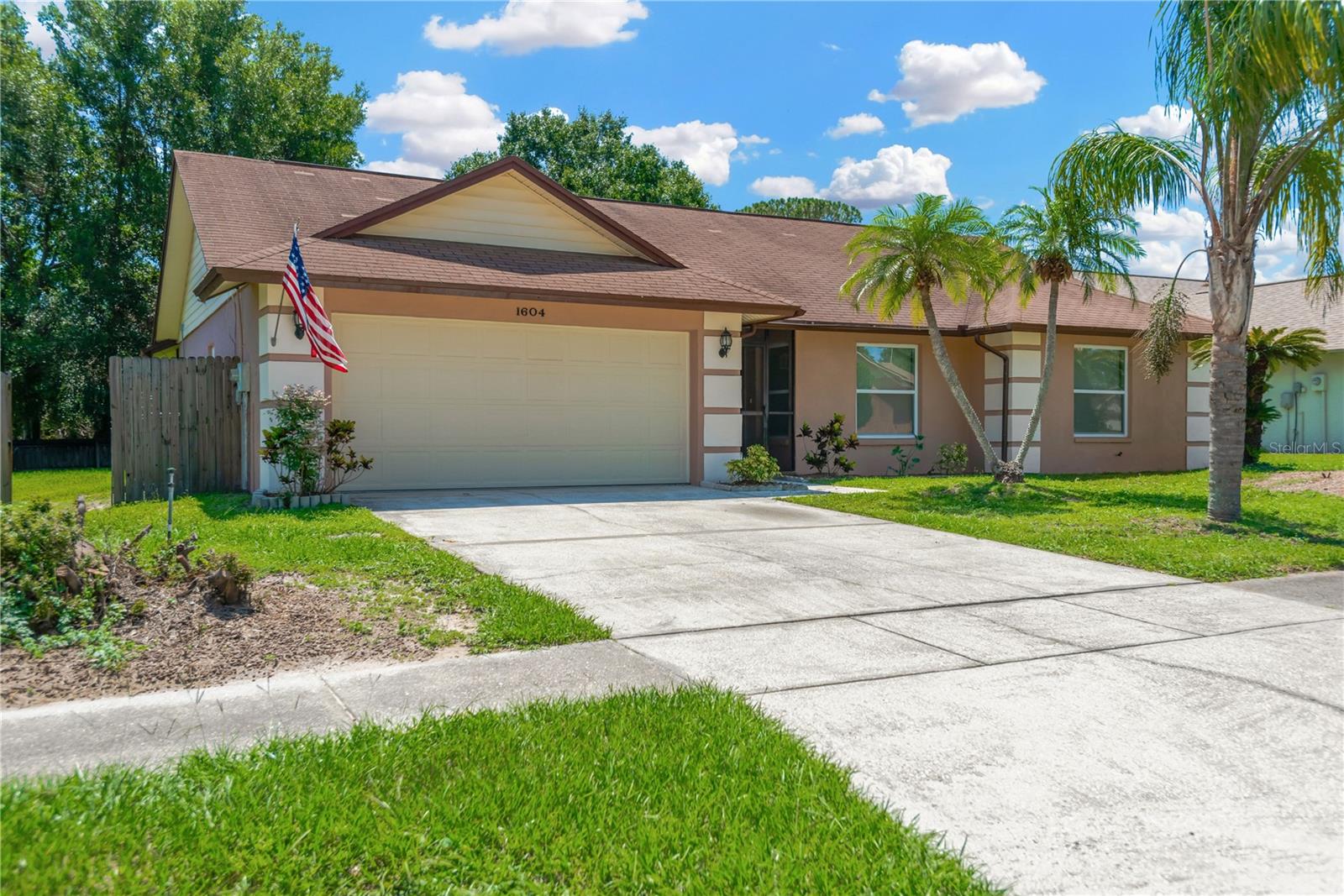 1604 DUSTY ROSE LANE