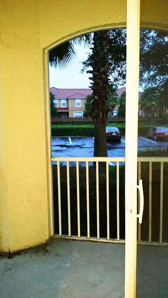 VISCONTI WEST CONDO - Residential Lease