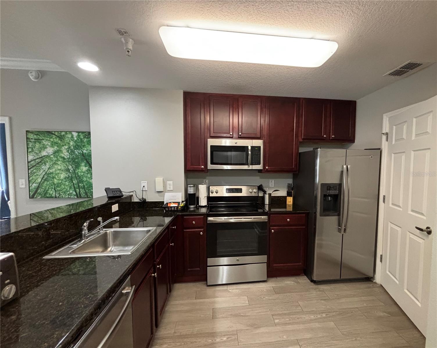 GROVE RESORT AND SPA HOTEL CONDOMINIUM - Residential