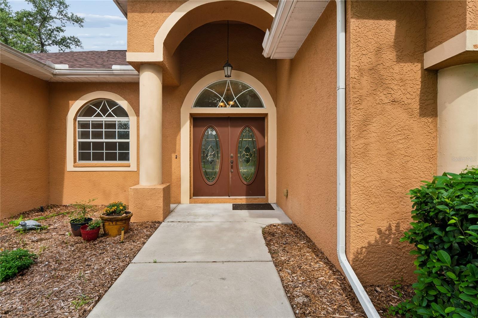 18915 BASCOMB LANE