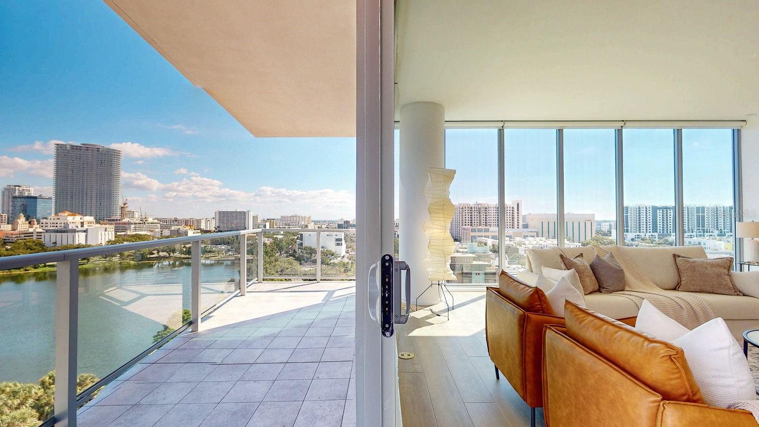 REFLECTION CONDO - Residential