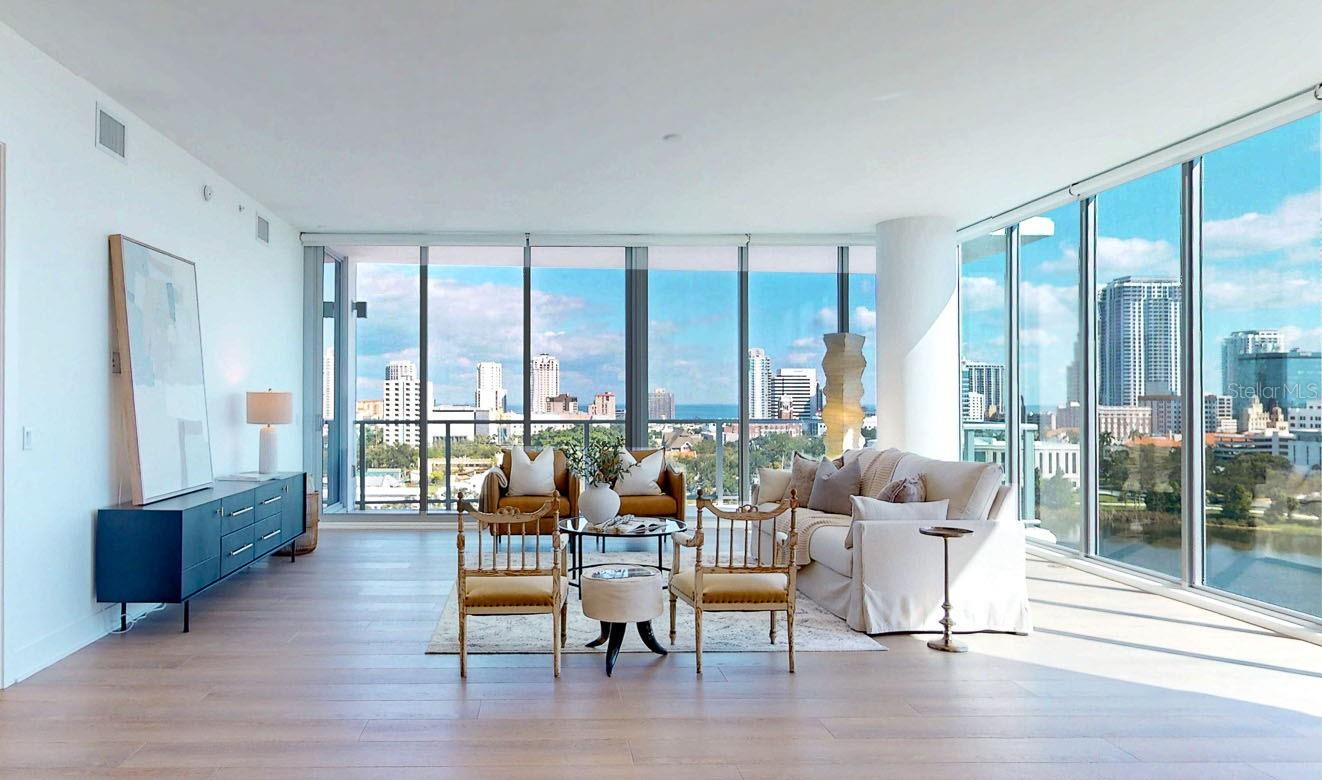 REFLECTION CONDO - Residential