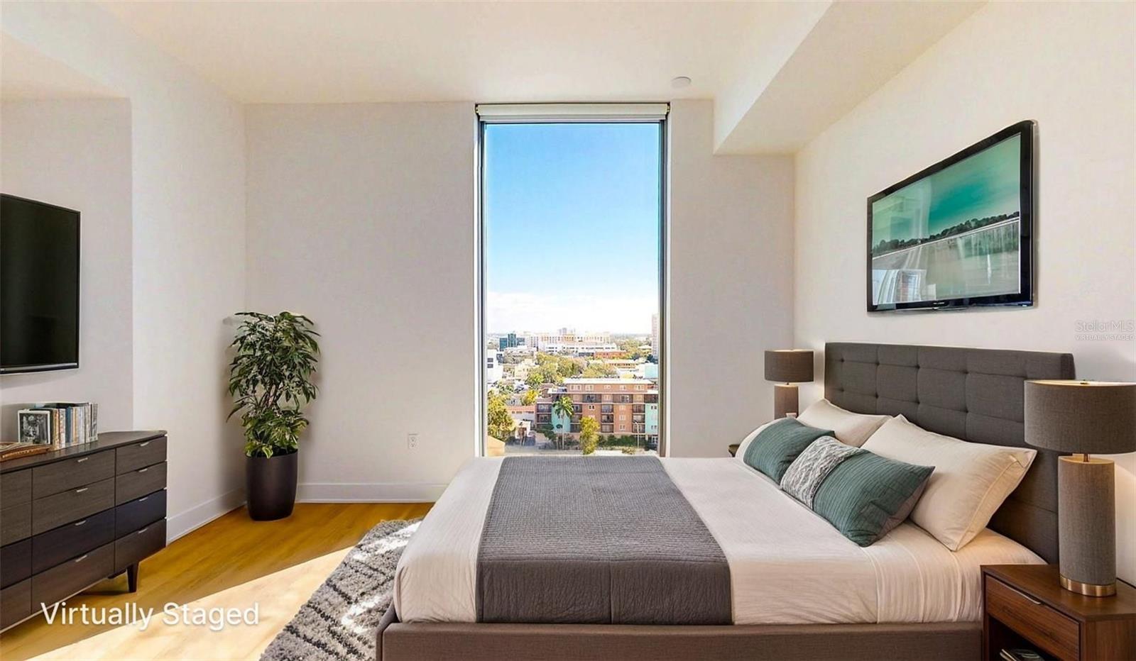 REFLECTION CONDO - Residential