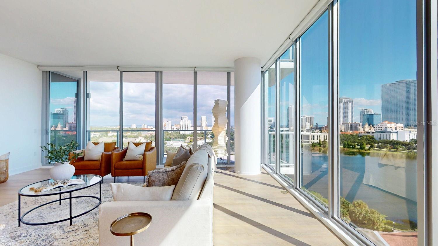 REFLECTION CONDO - Residential