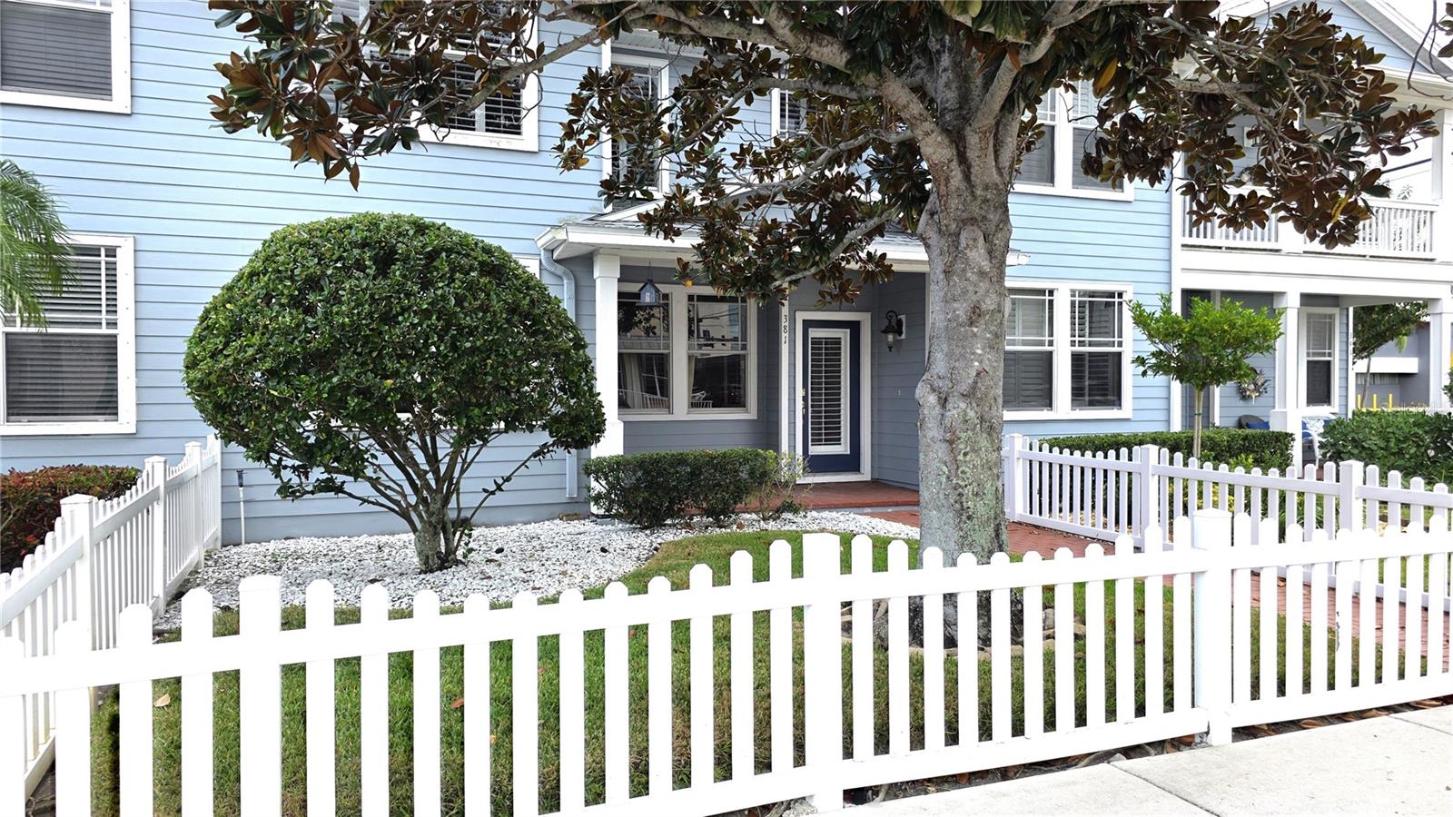 WEST BAY VILLAGE - Residential Lease