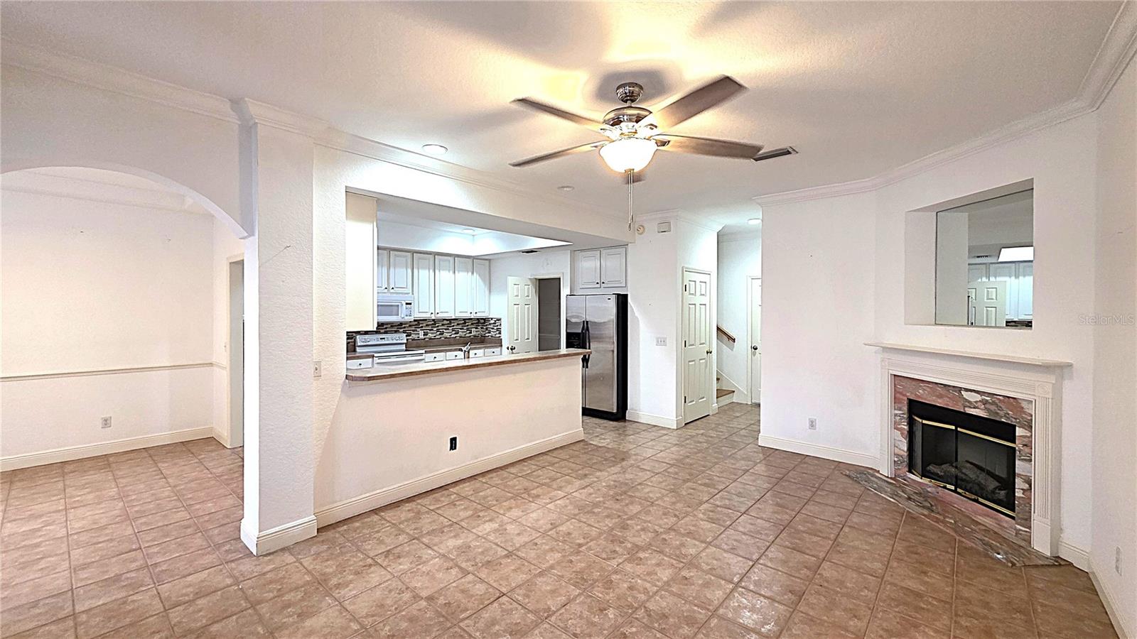 WEST BAY VILLAGE - Residential Lease