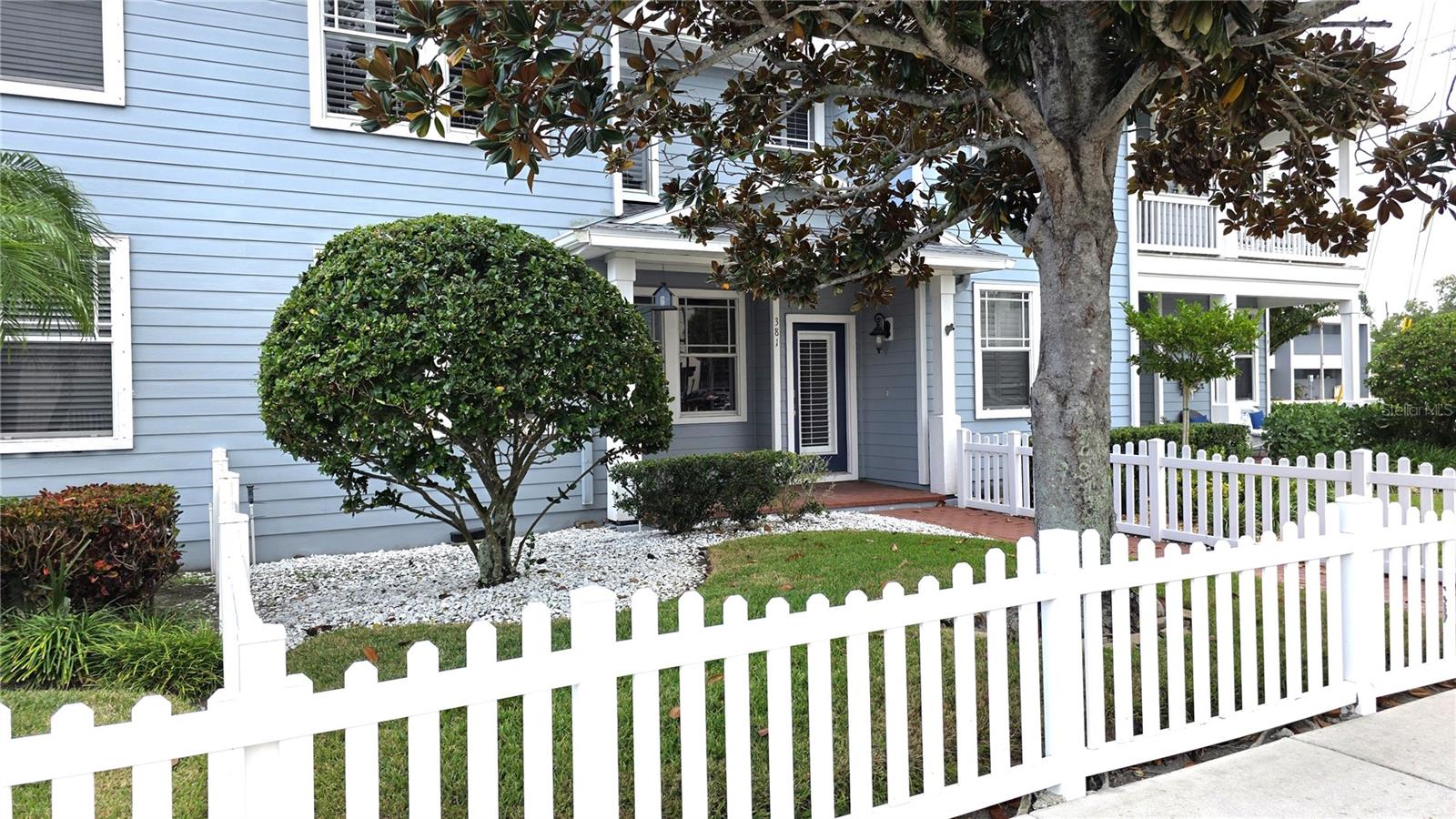 WEST BAY VILLAGE - Residential Lease