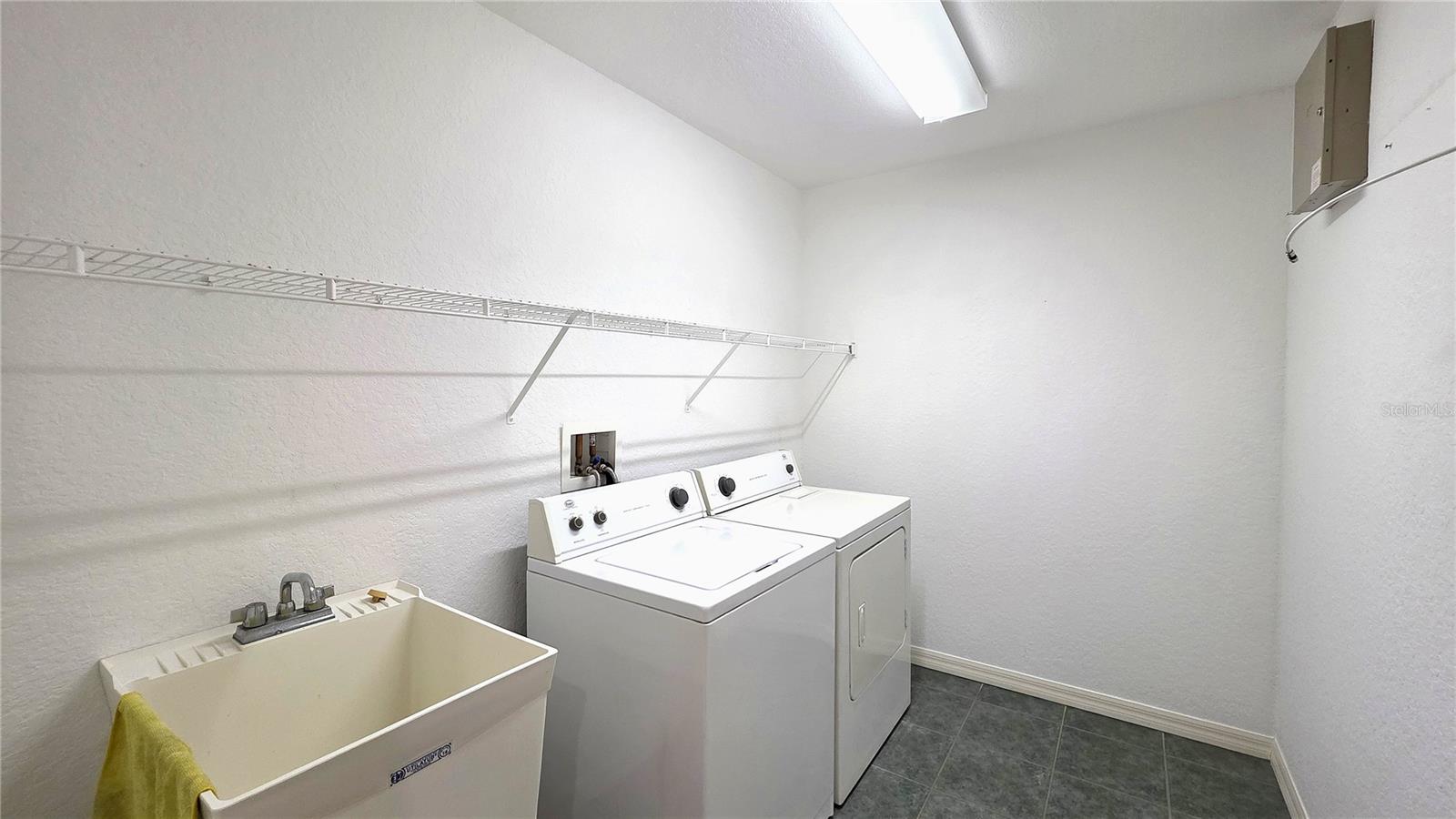 WEST BAY VILLAGE - Residential Lease