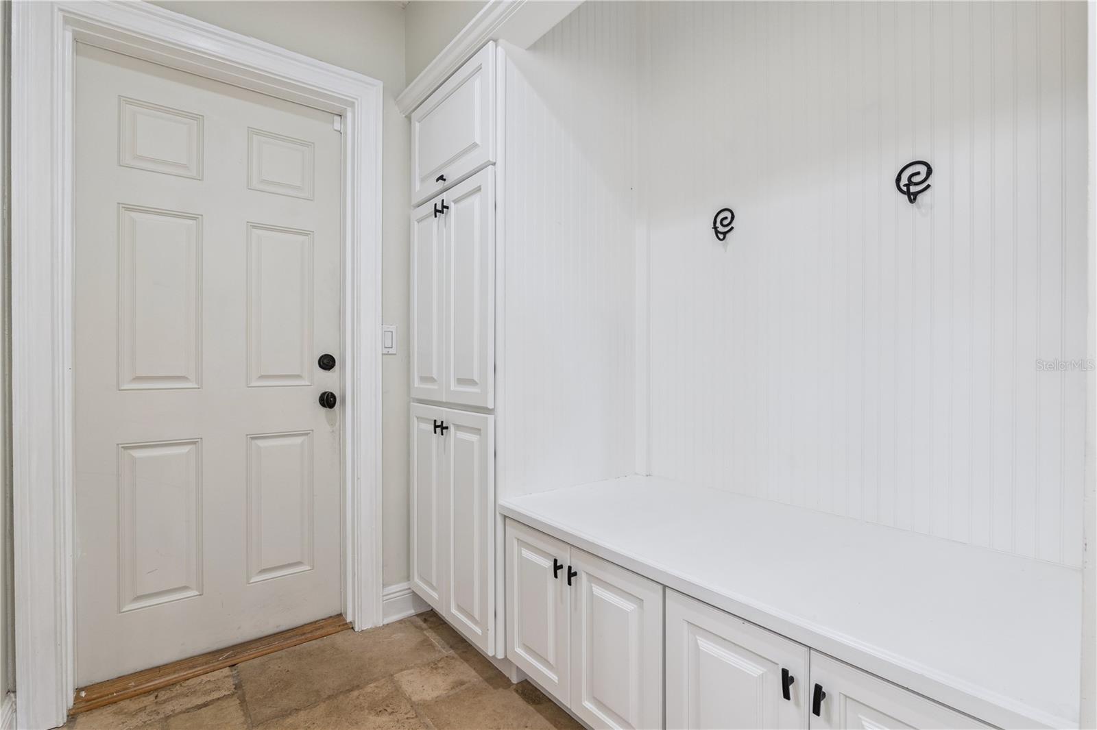 HIDDEN HARBOUR - Residential