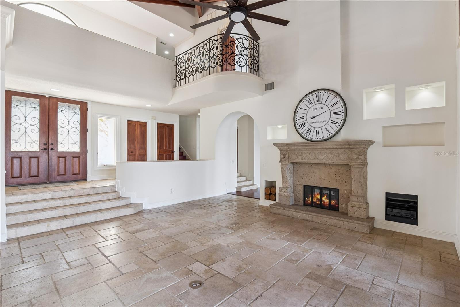 HIDDEN HARBOUR - Residential