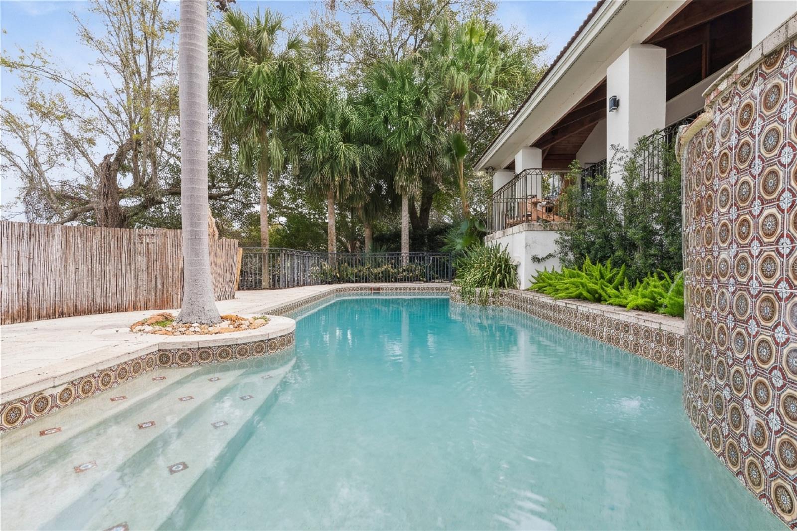 HIDDEN HARBOUR - Residential