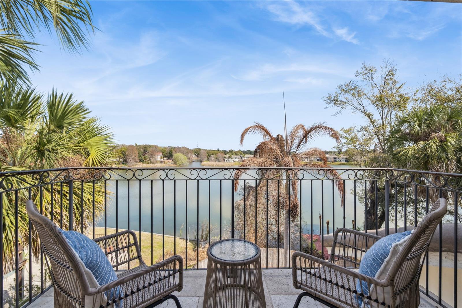 HIDDEN HARBOUR - Residential