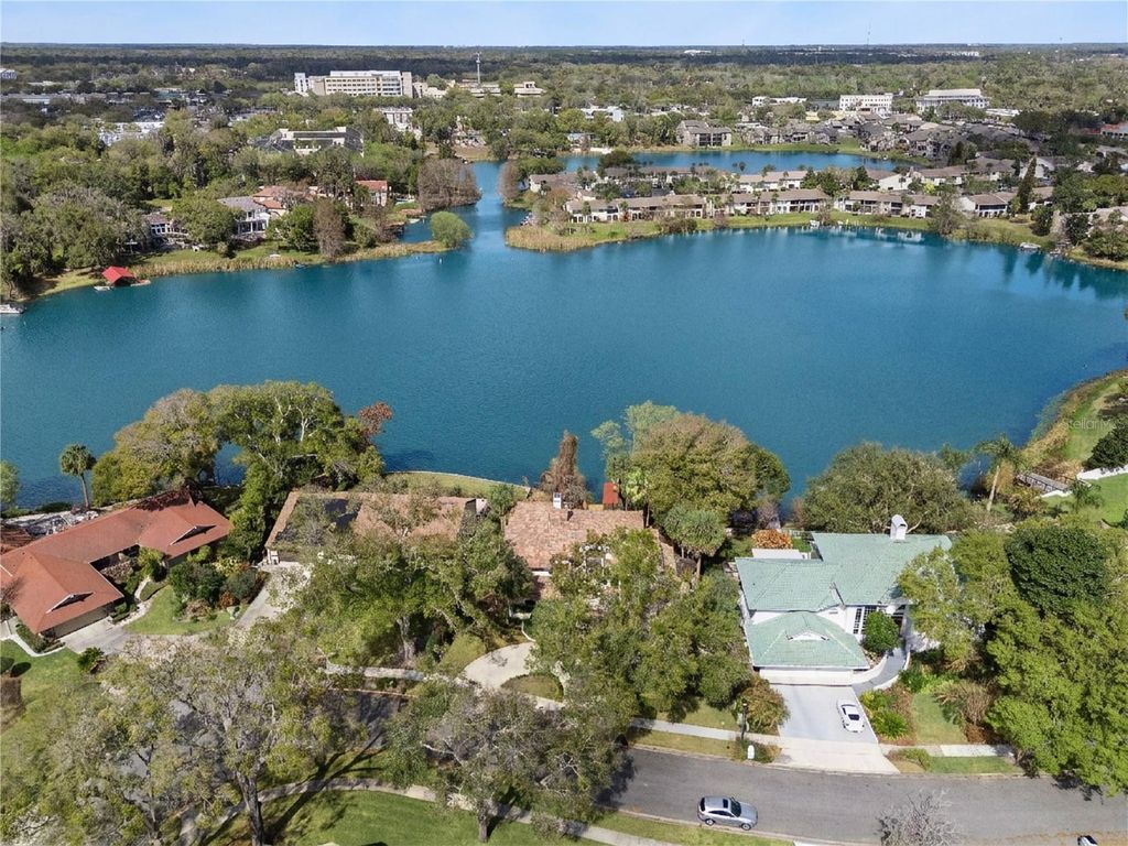 Photo of 629 Mariner Way, Altamonte Springs, FL 32701 (MLS # O6396601)