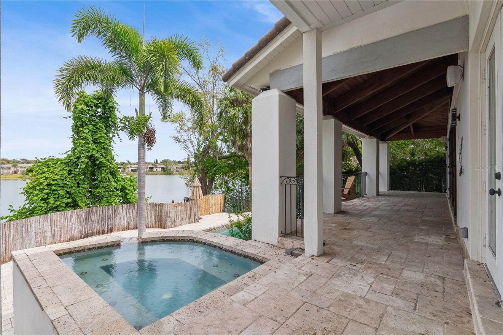 HIDDEN HARBOUR - Residential