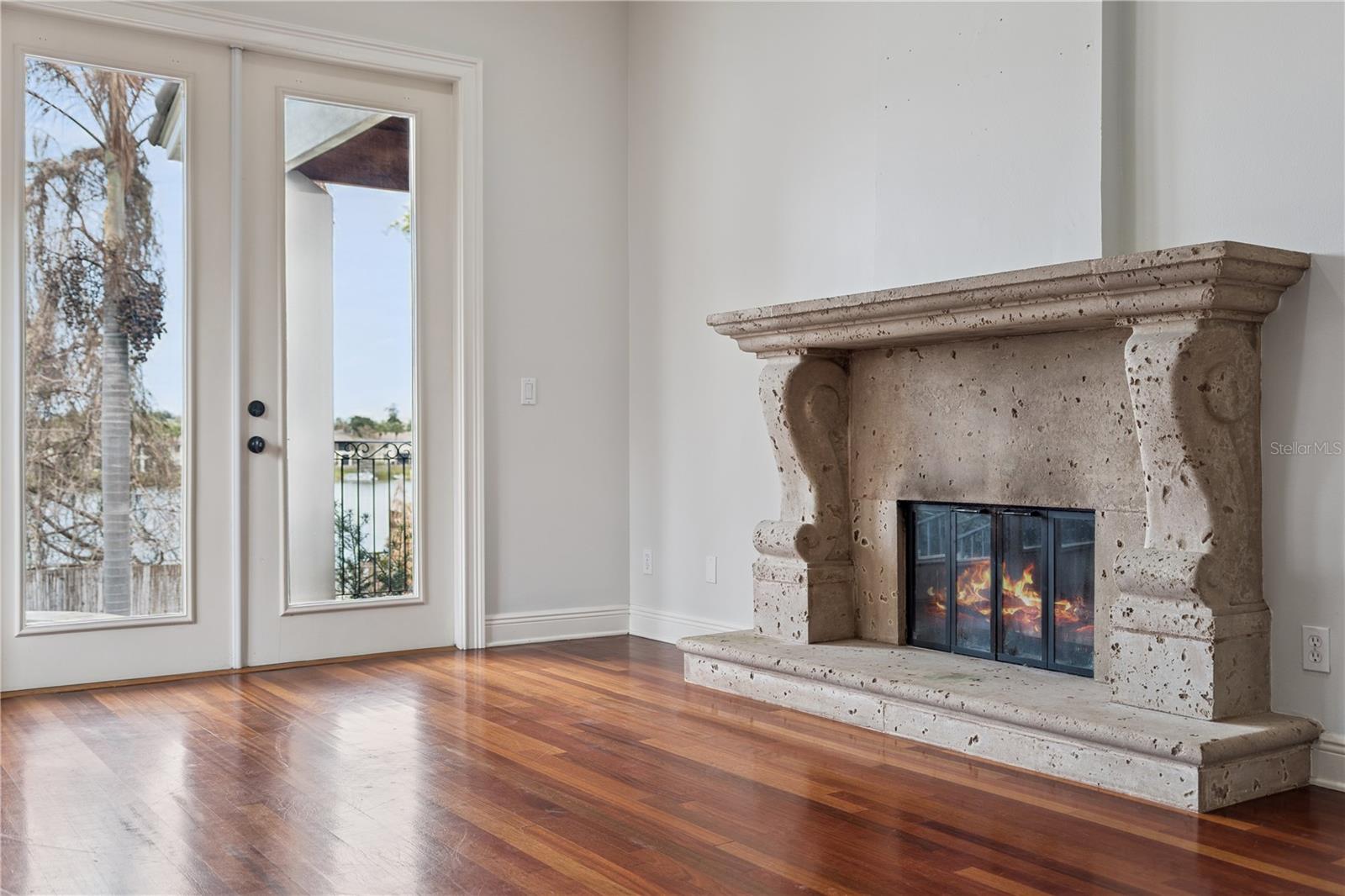 HIDDEN HARBOUR - Residential