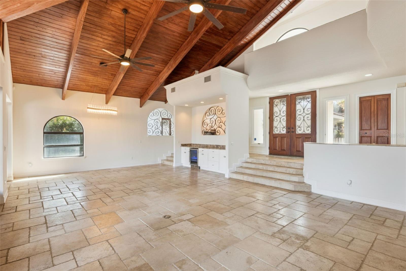 HIDDEN HARBOUR - Residential