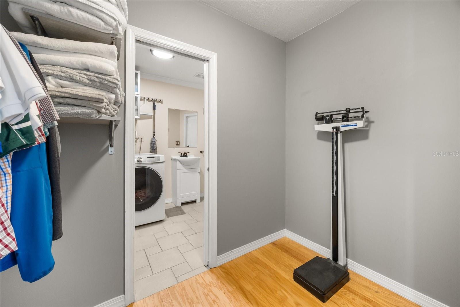 COUNTRY DOWNS PH 2 - Residential