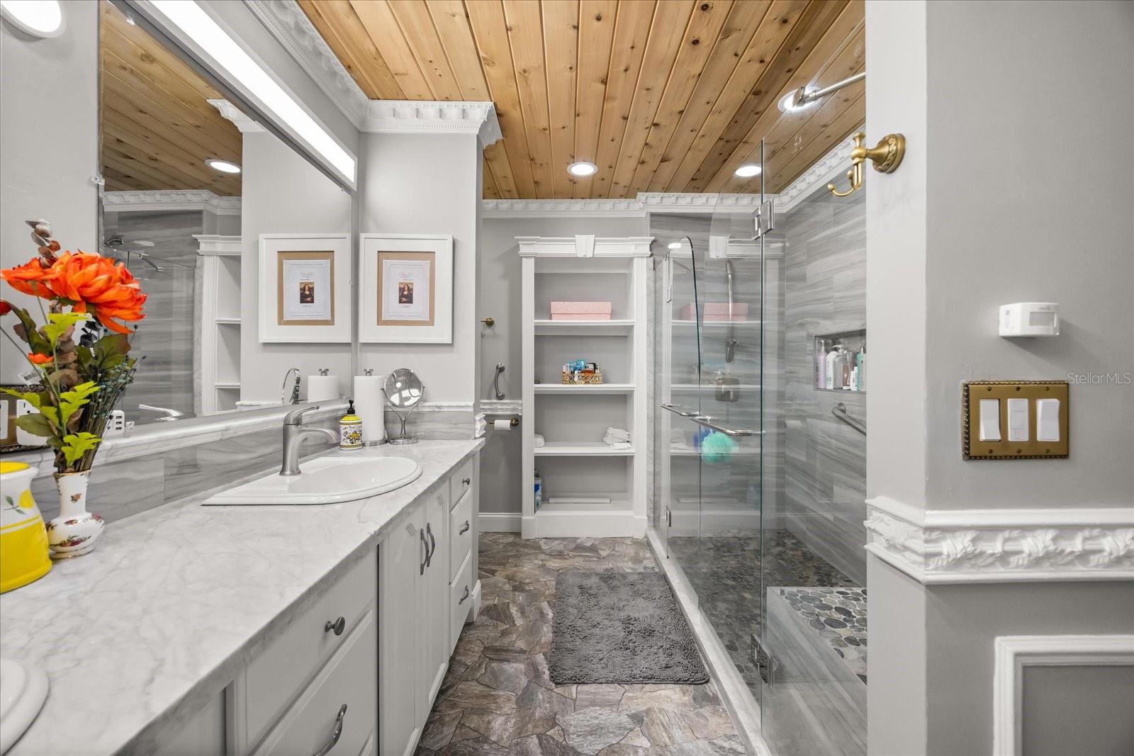 COUNTRY DOWNS PH 2 - Residential