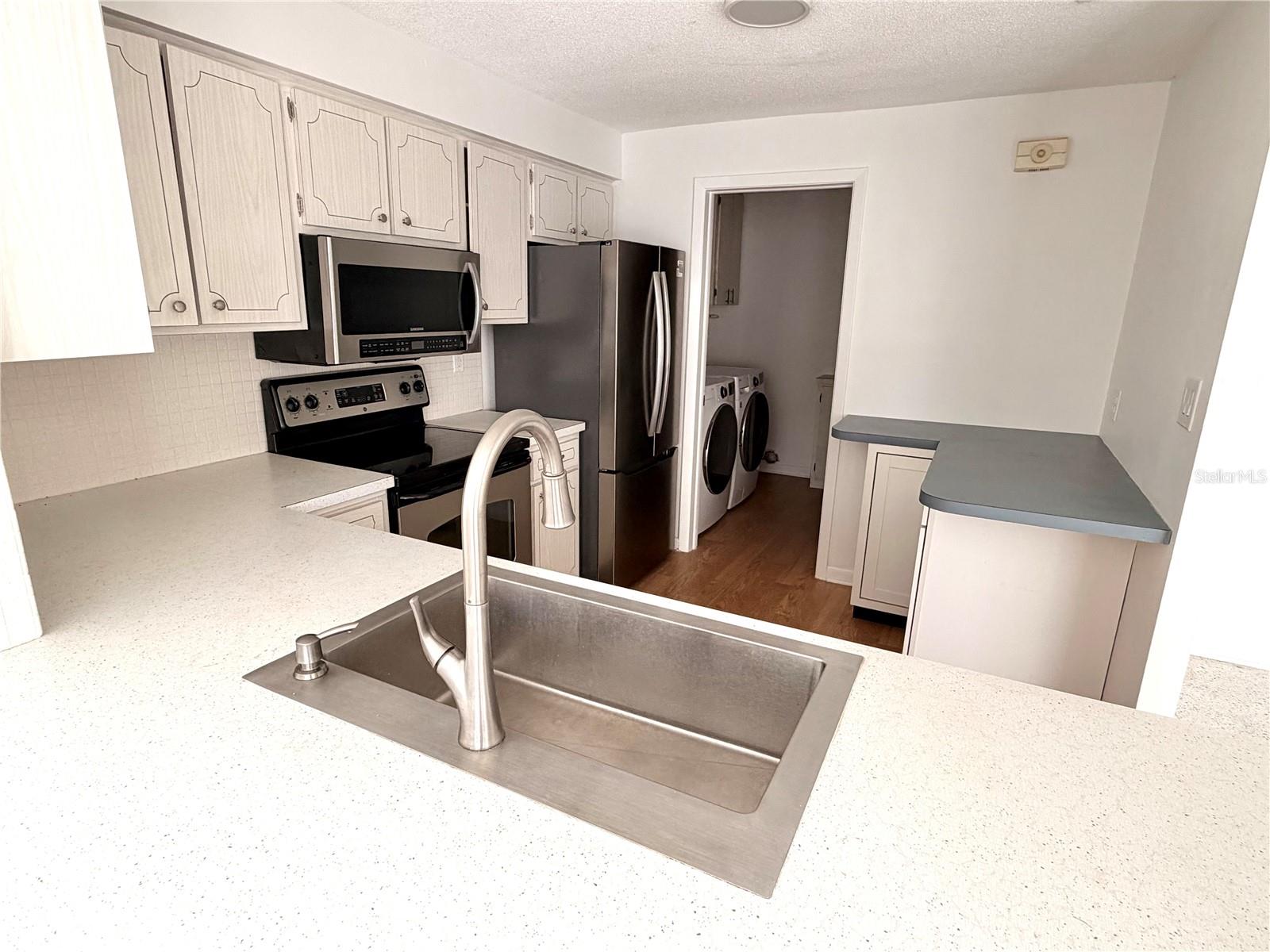 PLEASANT VIEW TERRACE 4TH ADD - Residential Lease